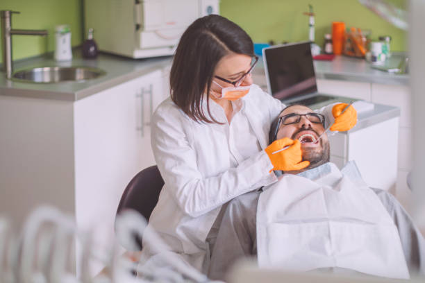 Best Dental Abscess Treatment in Dyersville, IA