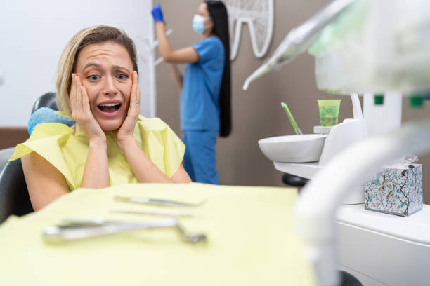 Best Broken or Chipped Tooth Repair in Dyersville, IA
